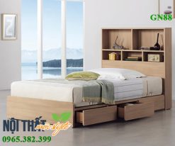 Đầu giường biến tấu thành kệ trang trí cực độc đáo