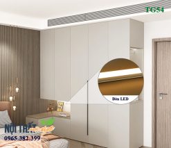 Chiếc tủ hiện đại được kết hợp đèn led tăng tính thẩm mỹ và sáng bừng không gian